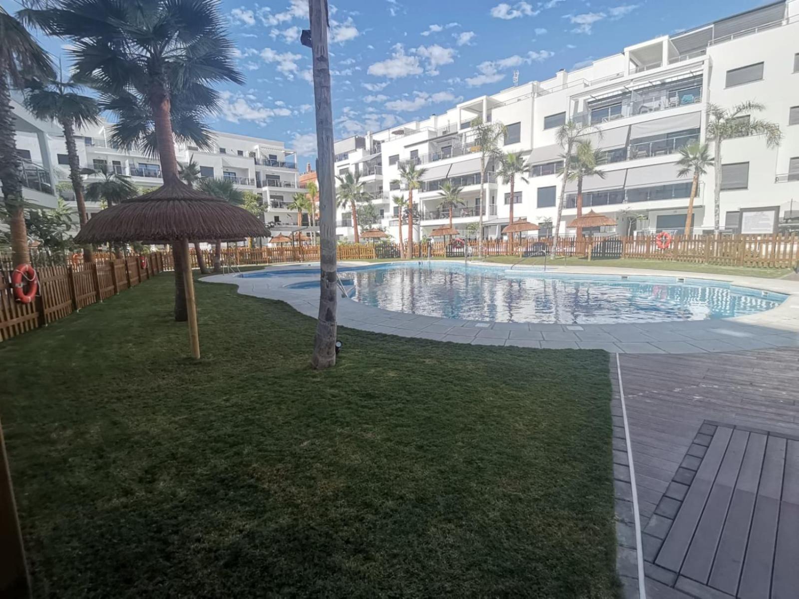 Playa & Golf Deluxe En Playa Granada Apartment Мотрил Екстериор снимка